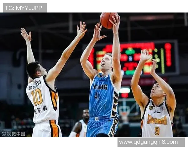 艾华卡与里斯本竞技的较量结果揭晓谁将胜出这场精彩对决