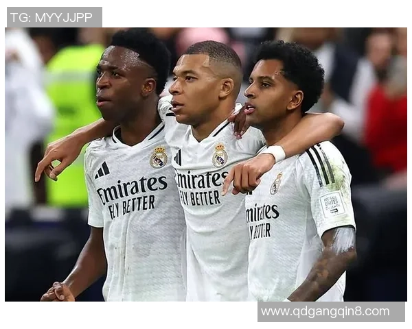 清晨4点，皇马年度收官之战！姆巴佩打进2球，超越C罗纪录，4巨子进行强攻